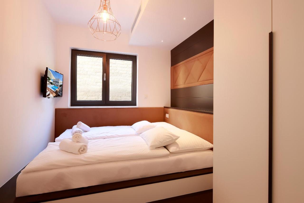 Modena Maris-Heated Pool-Grill-Relax-Jacuzzi Apartments Ičići Exterior foto
