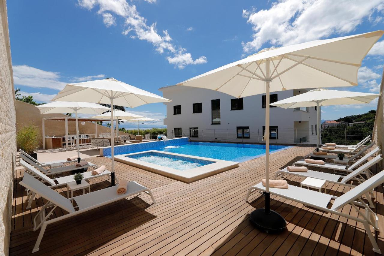 Modena Maris-Heated Pool-Grill-Relax-Jacuzzi Apartments Ičići Exterior foto
