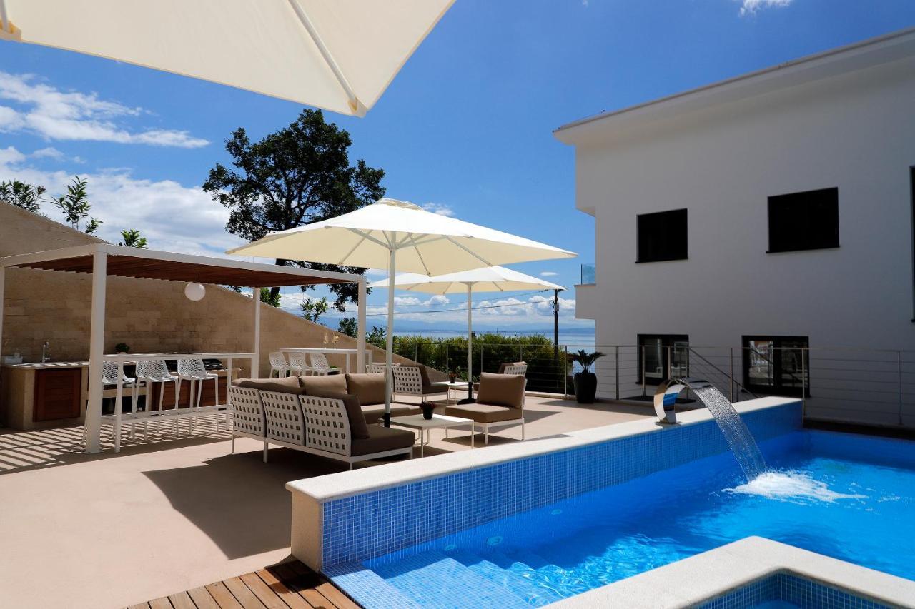 Modena Maris-Heated Pool-Grill-Relax-Jacuzzi Apartments Ičići Exterior foto